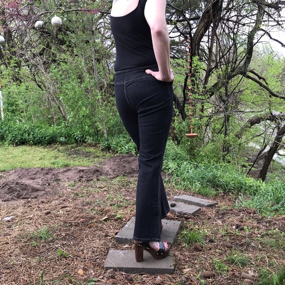 Y2K Vintage Jordache Lo-Rise Flared Jeans - Picture 2 of 11